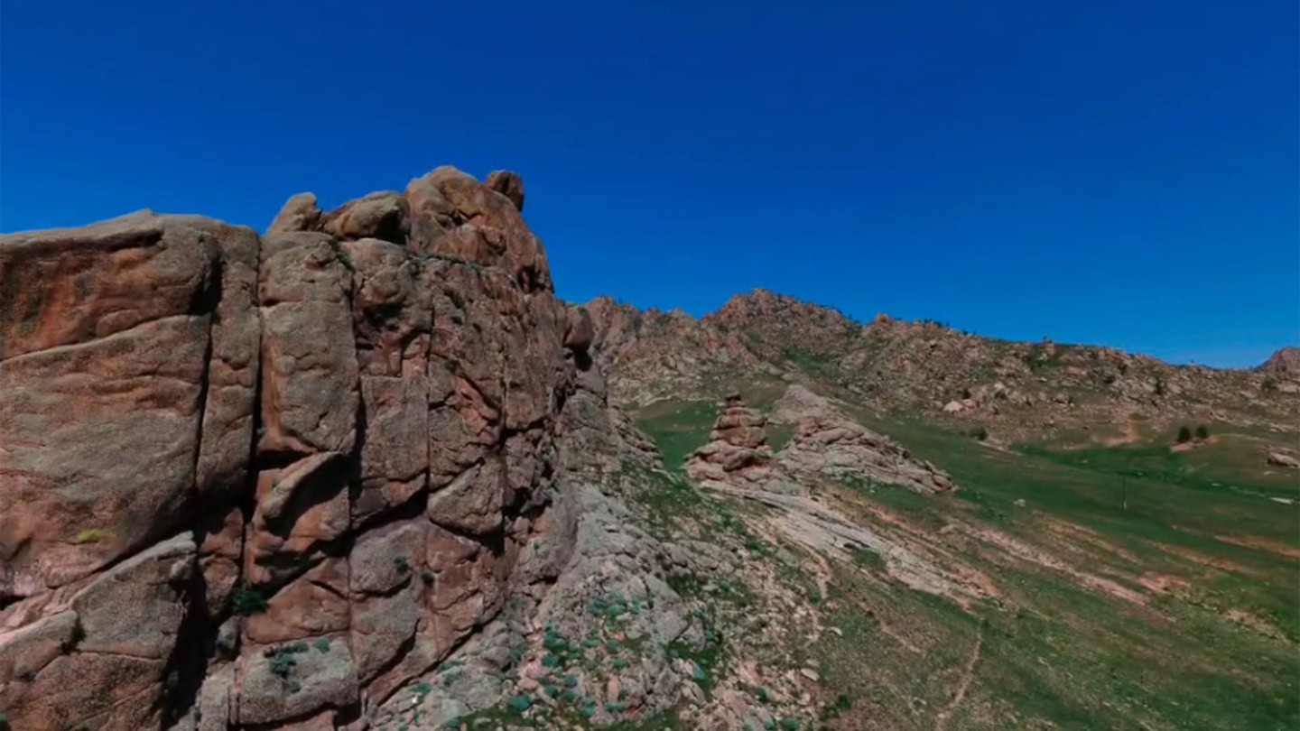 #2. The Monuments of Mongolia (Meta) Tekijänä: DigitalSolutionsVR