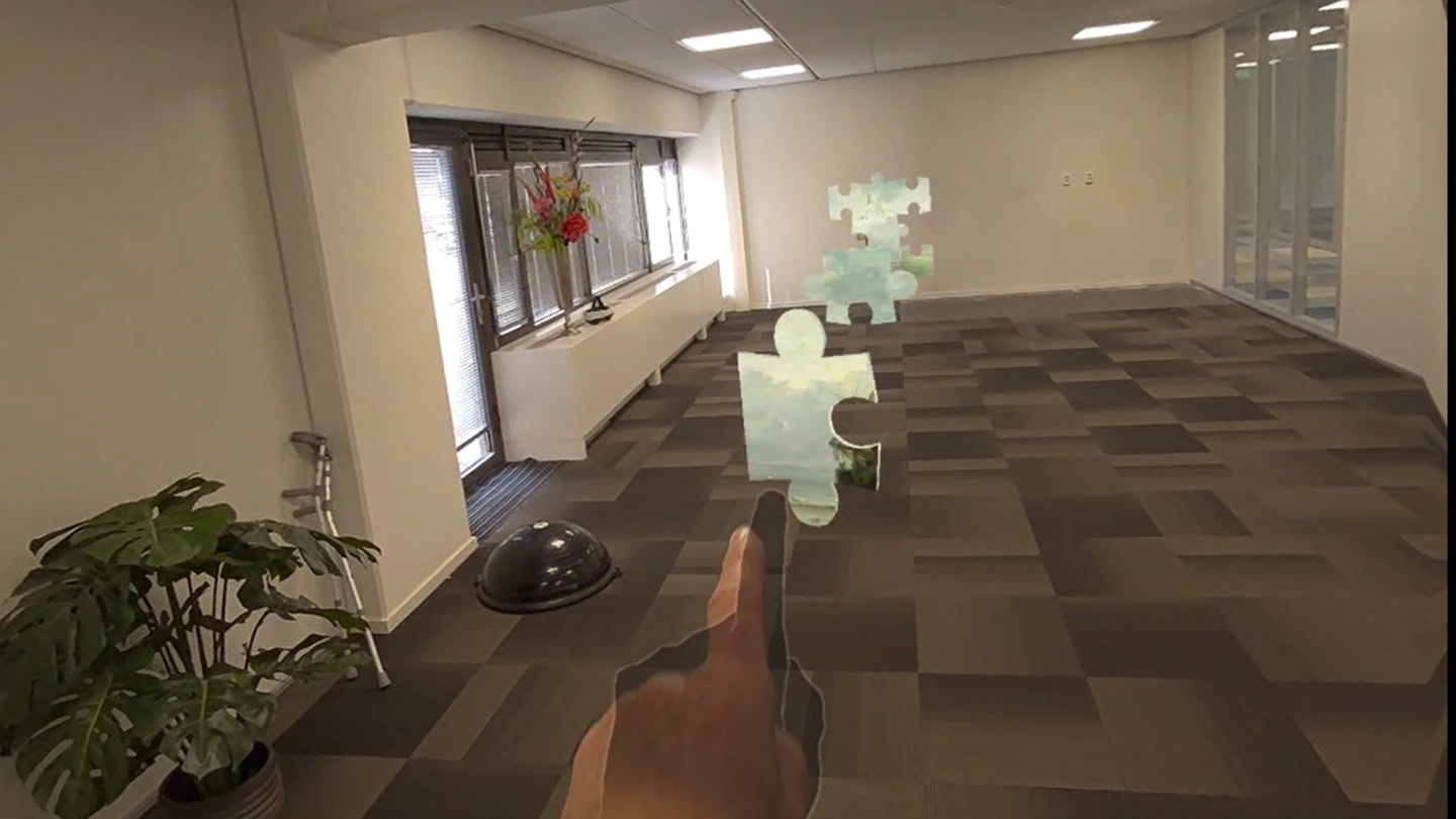 #5. HoloMoves: Puzzle Path (Meta) 由: HoloMoves