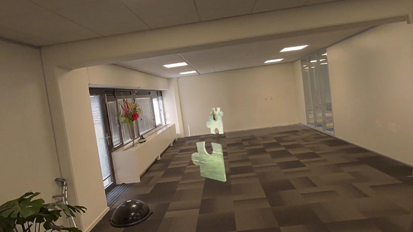 #3. HoloMoves: Puzzle Path (Meta) 由: HoloMoves